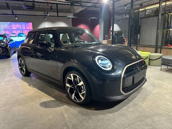 MINI COOPER 2.0 16V TWINPOWER GASOLINA S TOP 2P STEPTRONIC MINI COOPER 2.0 16V TWINPOWER GASOLINA S TOP 2P STEPTRONIC